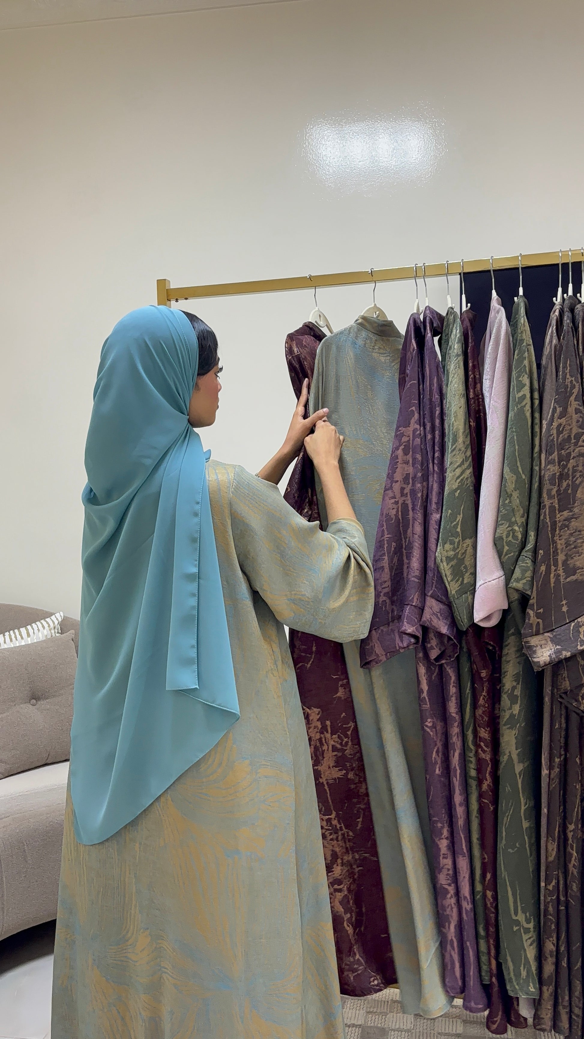 Seabreeze Flow Abaya