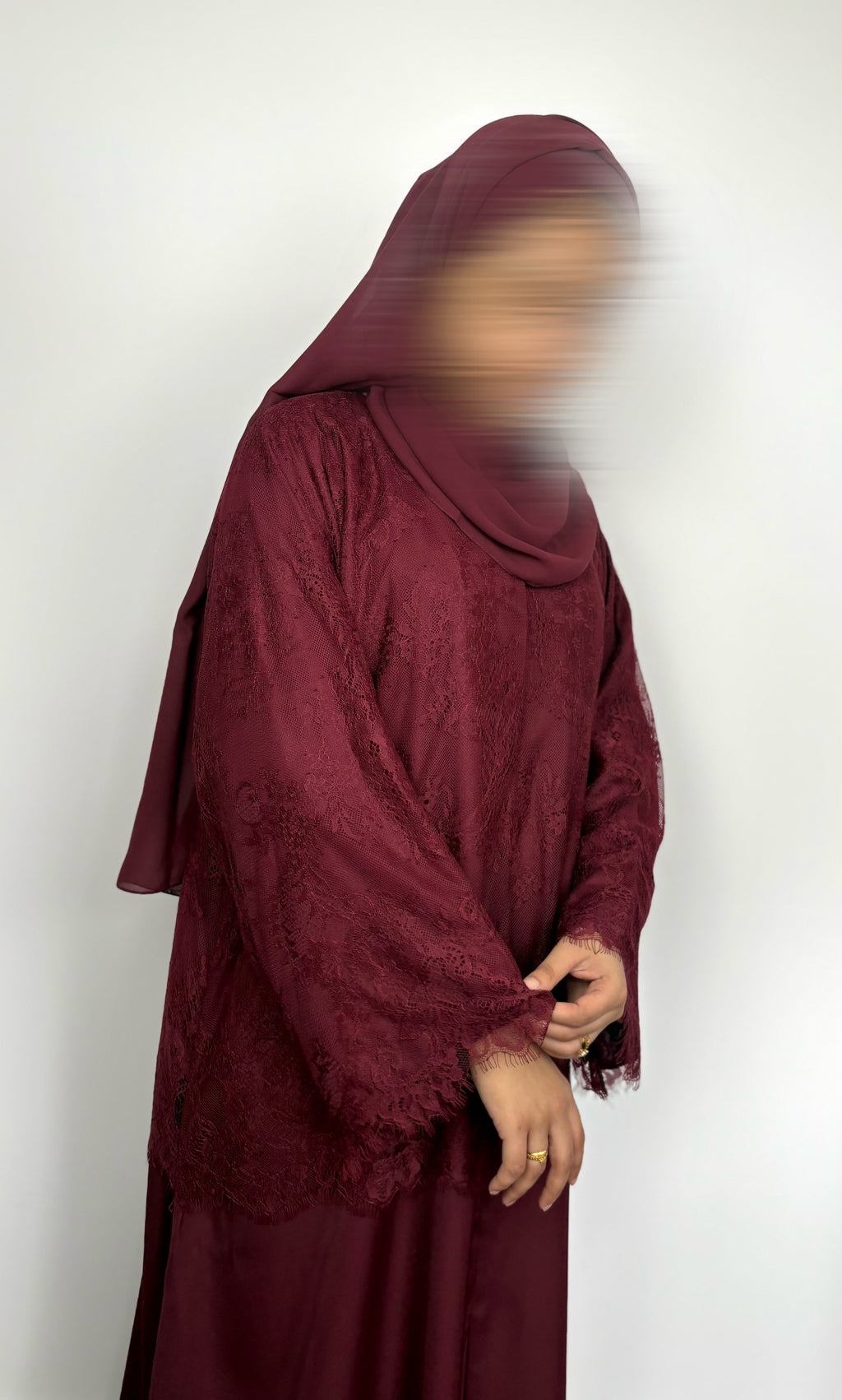 Ruby Lace Abaya