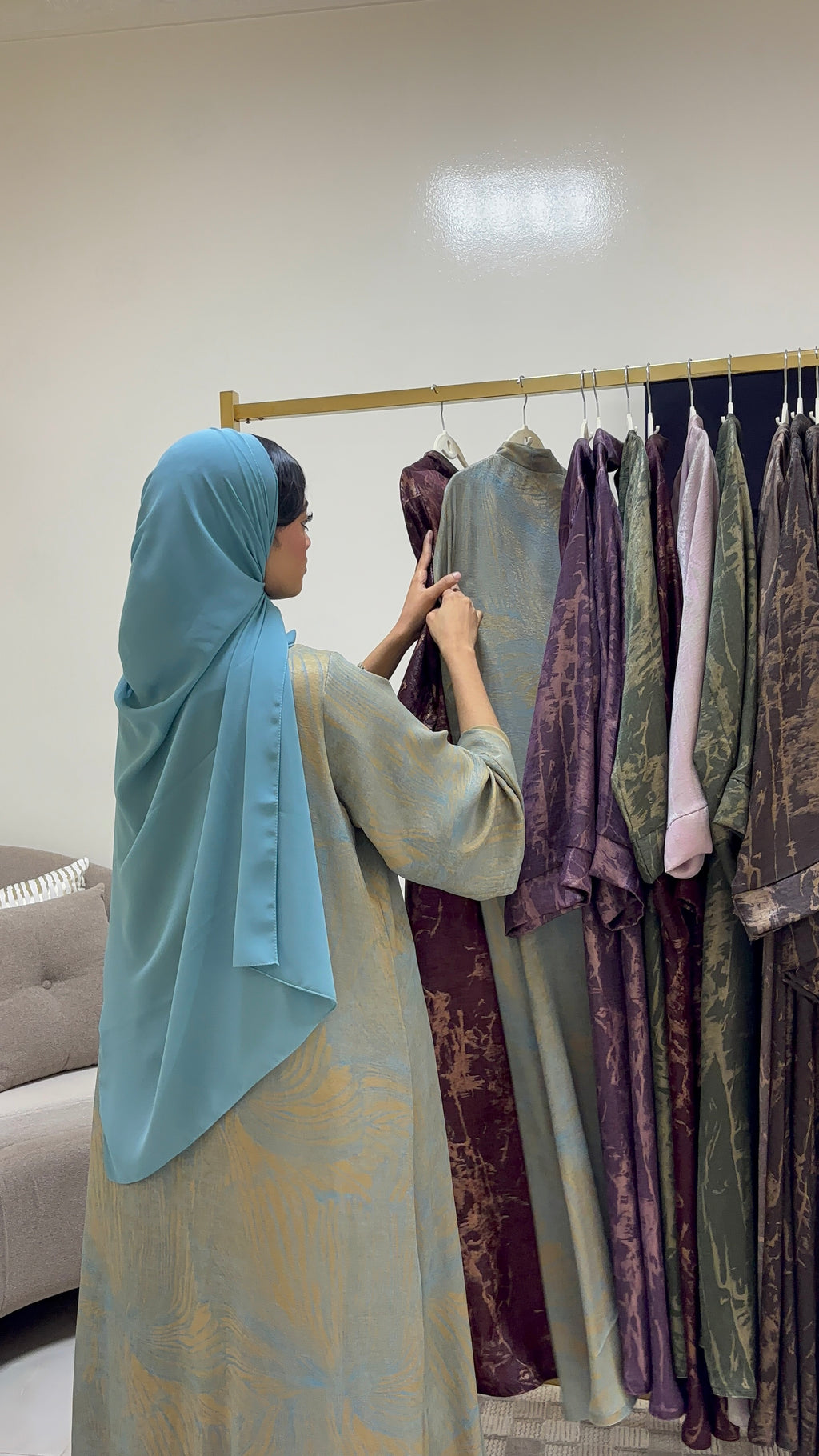 Seabreeze Flow Abaya