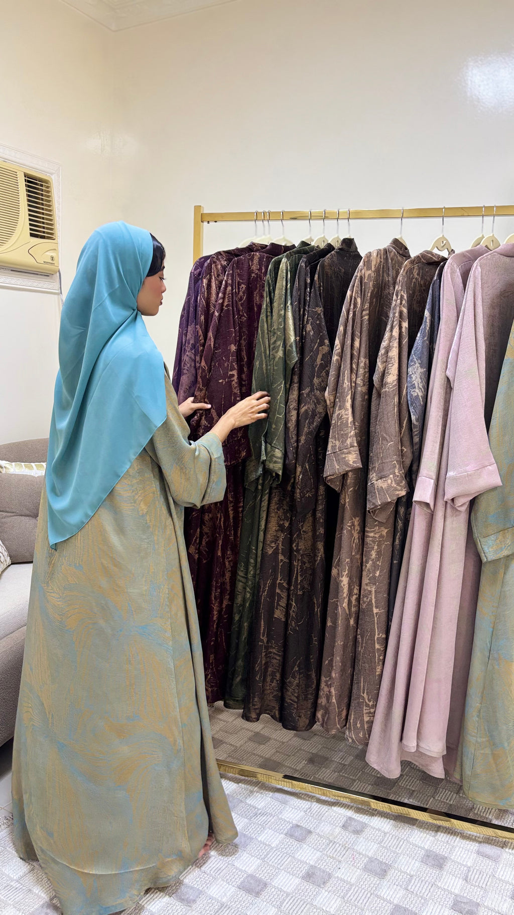 Seabreeze Flow Abaya
