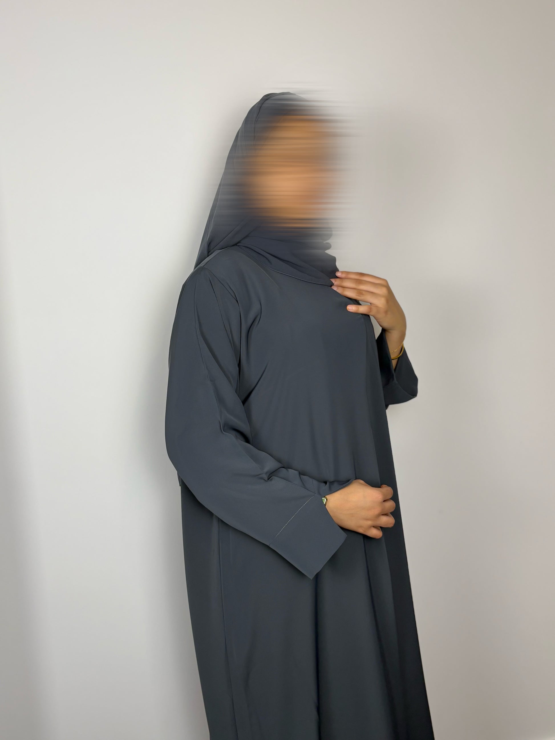 Graphite Luxe Abaya