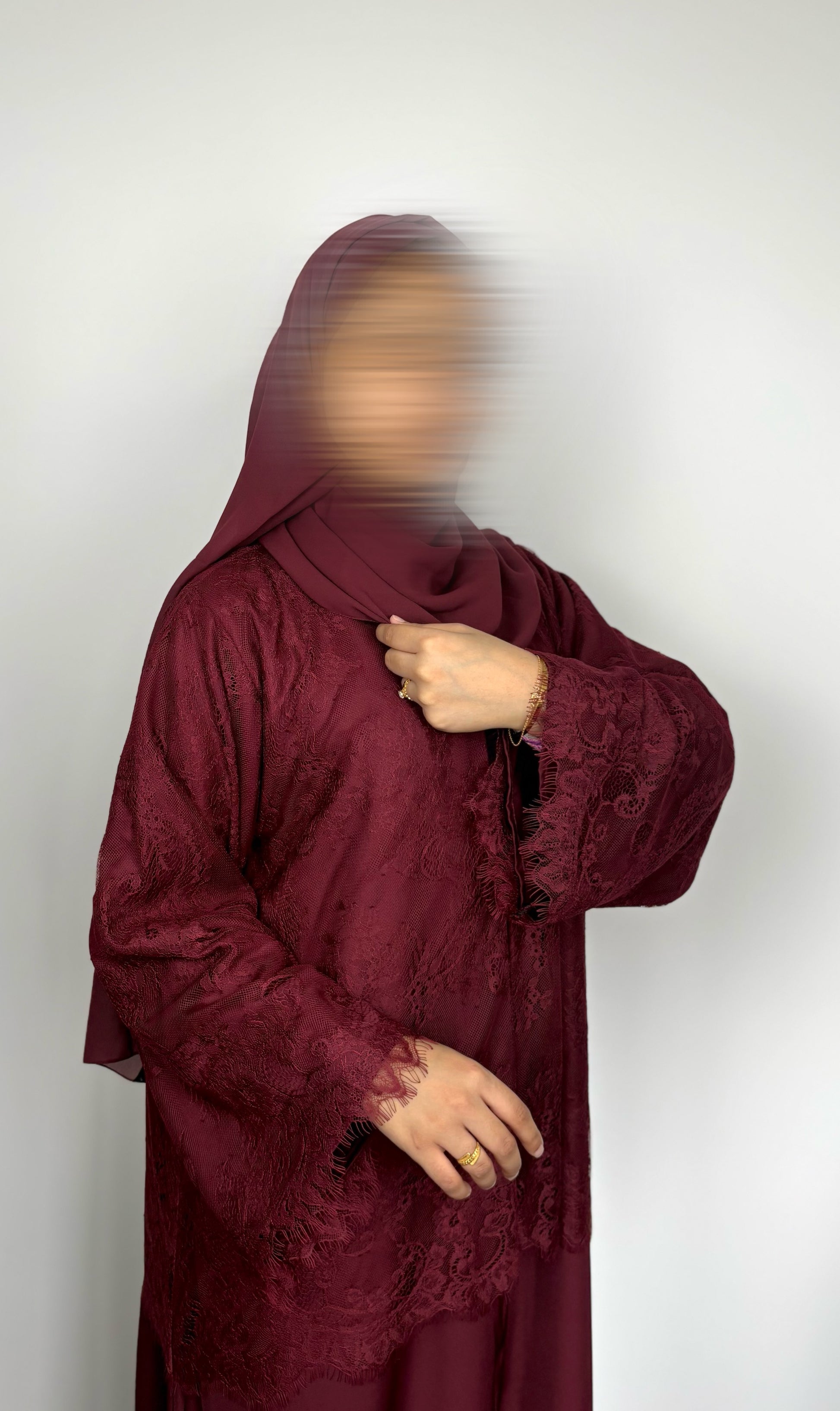Ruby Lace Abaya