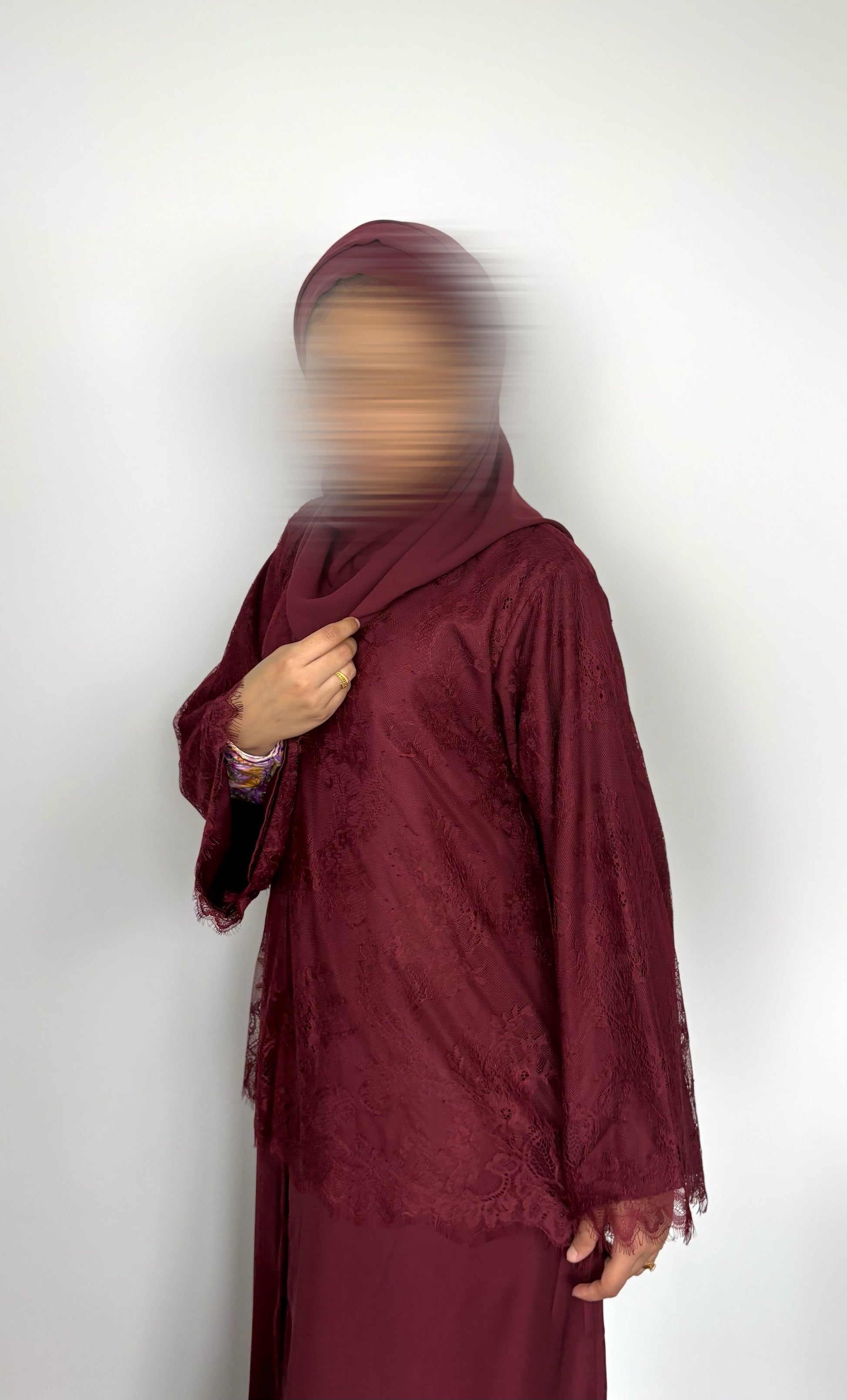 Ruby Lace Abaya