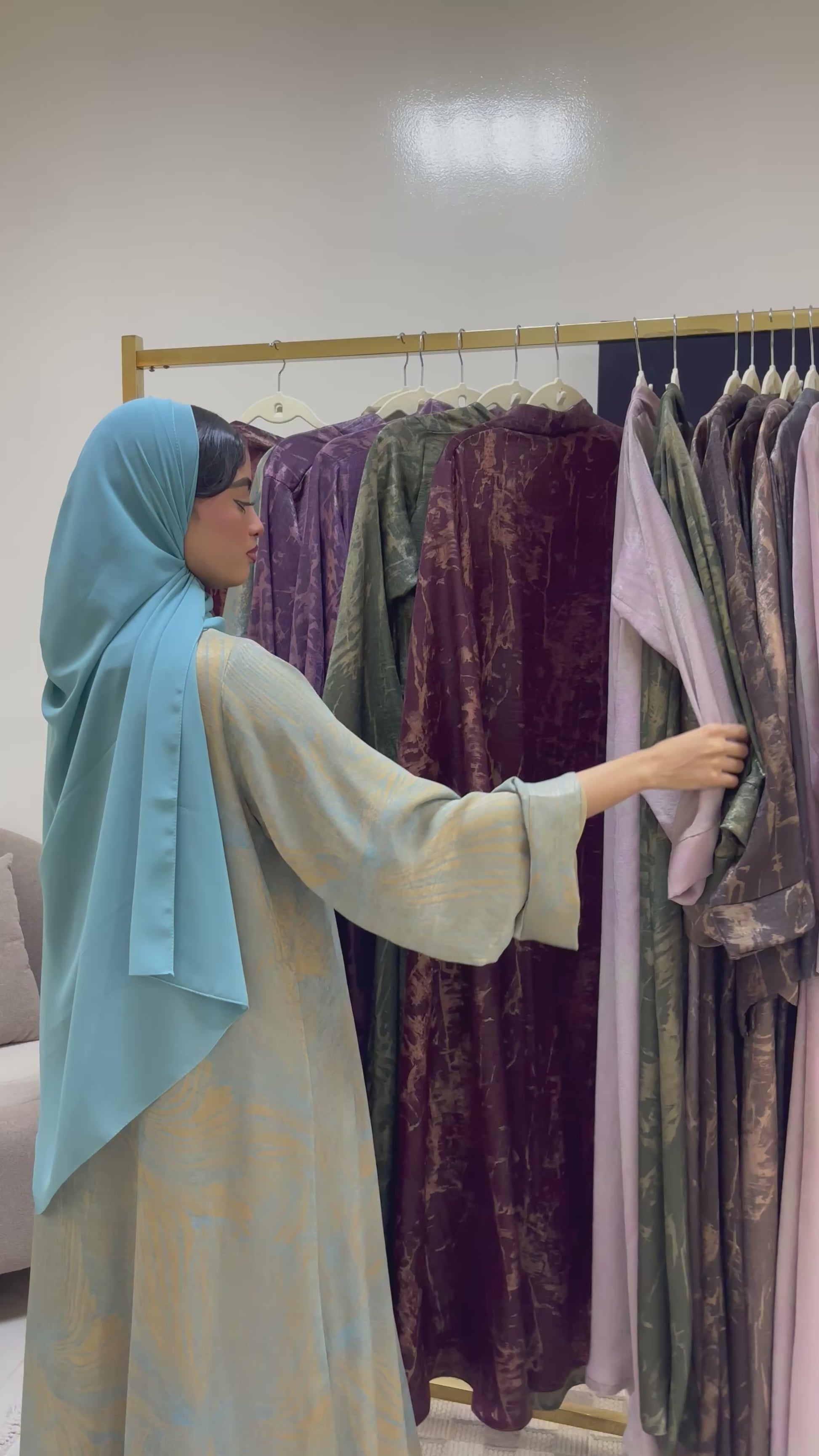 Seabreeze Flow Abaya
